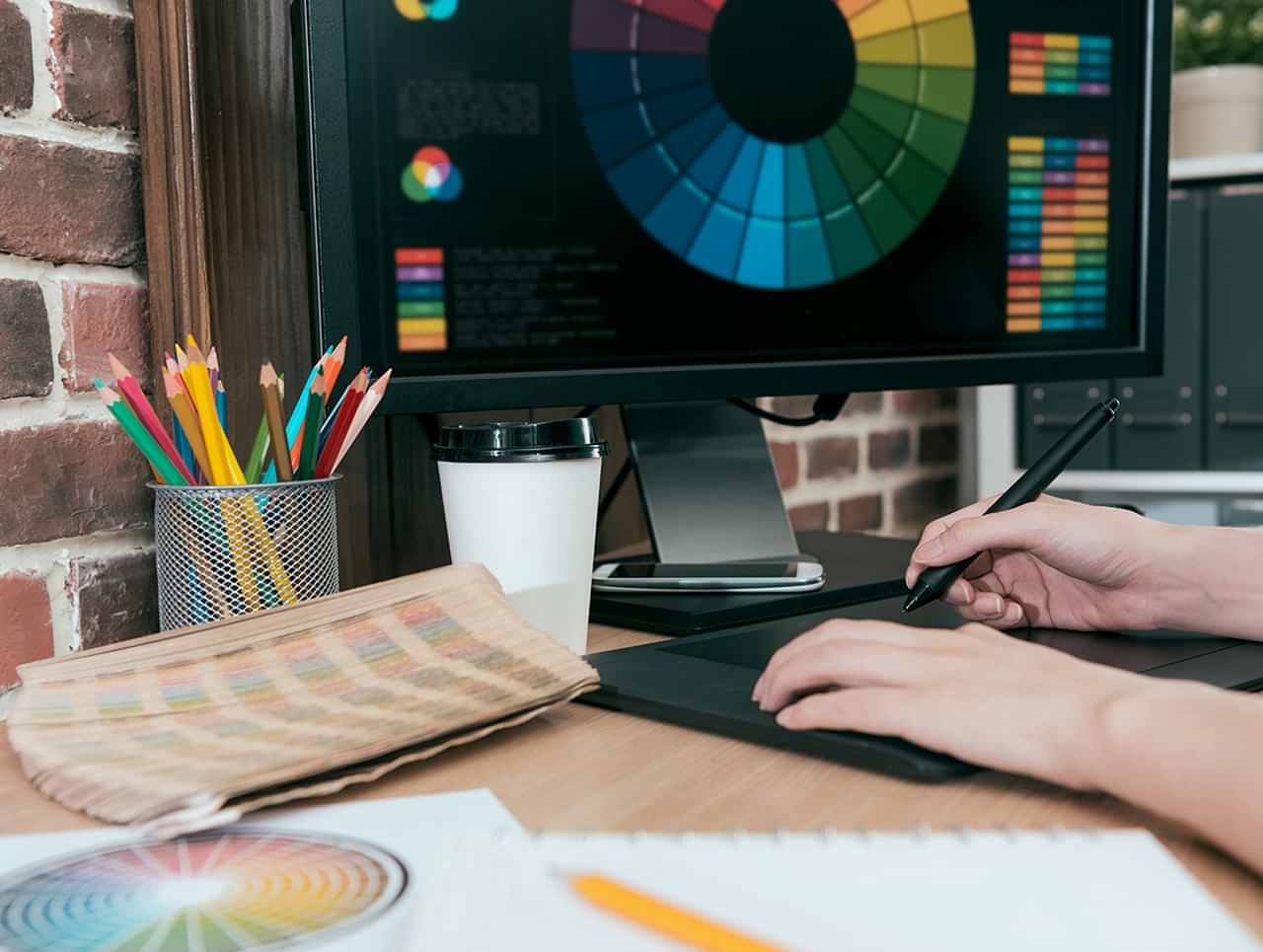 Grafik Tasarım Hizmetleri 1 Shape Image